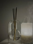Load image into Gallery viewer, Modern Japanese Aromatherapy Diffuser
